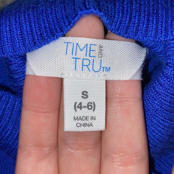 Blue turtle neck - Picture 3 of 3